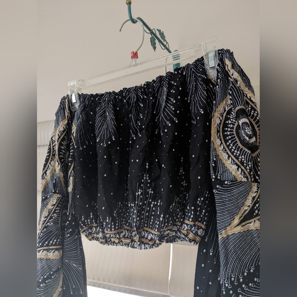 Tube Patterned Crop Top with Long Flowing Sleeves Size Small - Picture 2 of 3